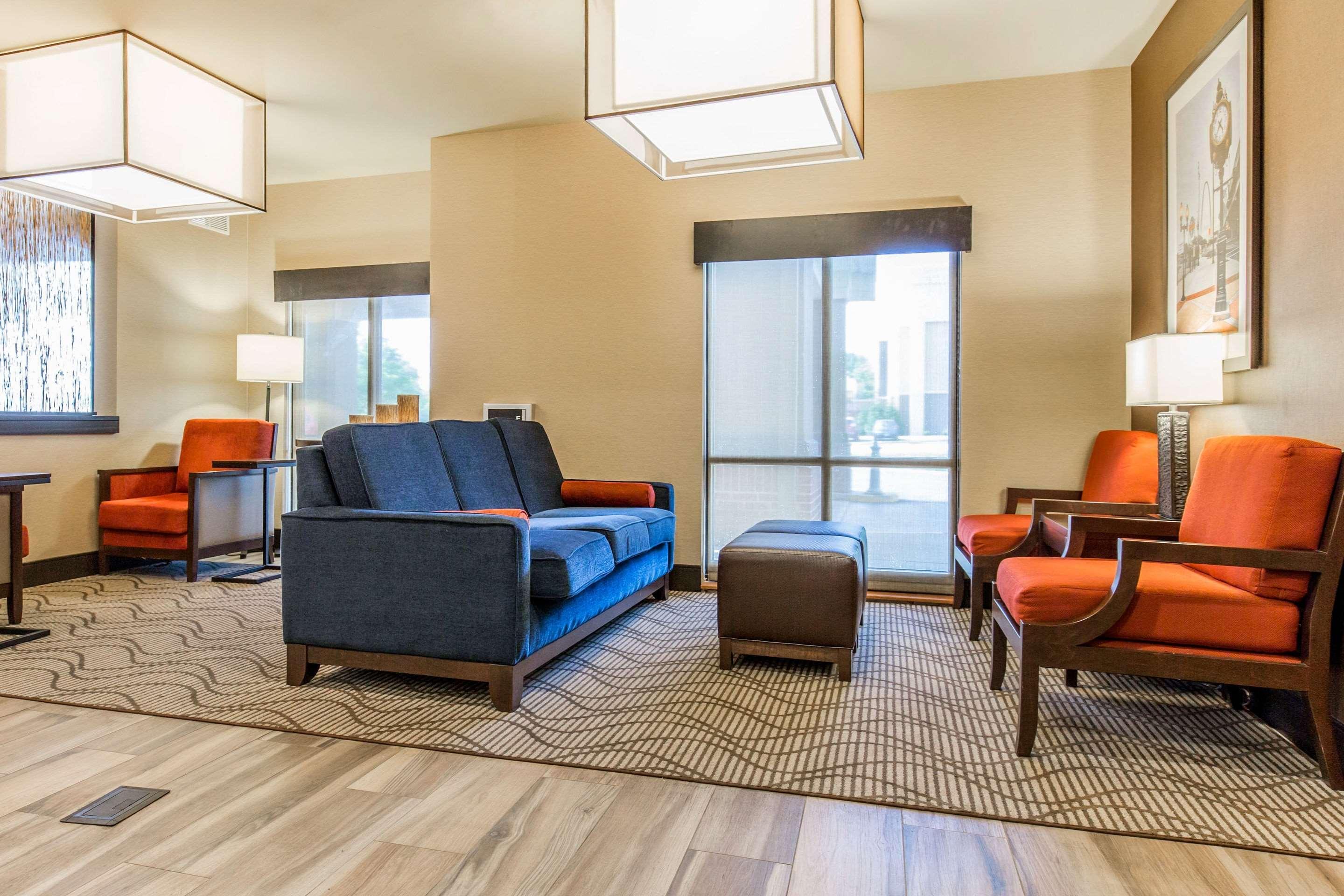 Comfort Suites Fairview Heights Extérieur photo